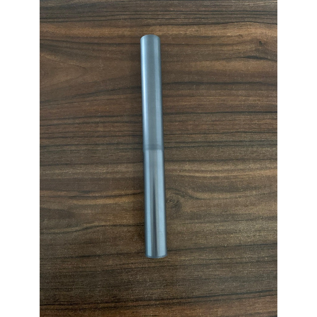 Batang Graphite diameter 30 mm x 300 mm – Graphite Rod Karbon Tahan Panas untuk Casting, EDM & Industri