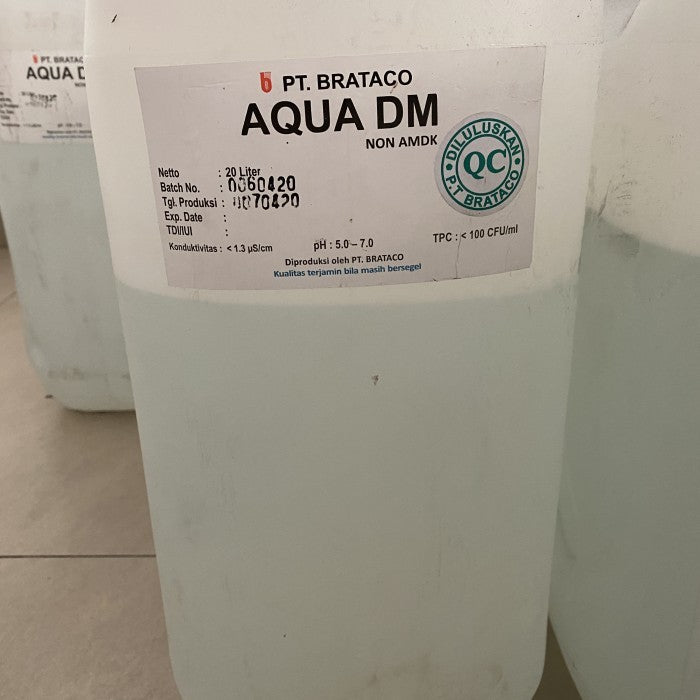 Aquades / aquadest / aqua dm 1 lt